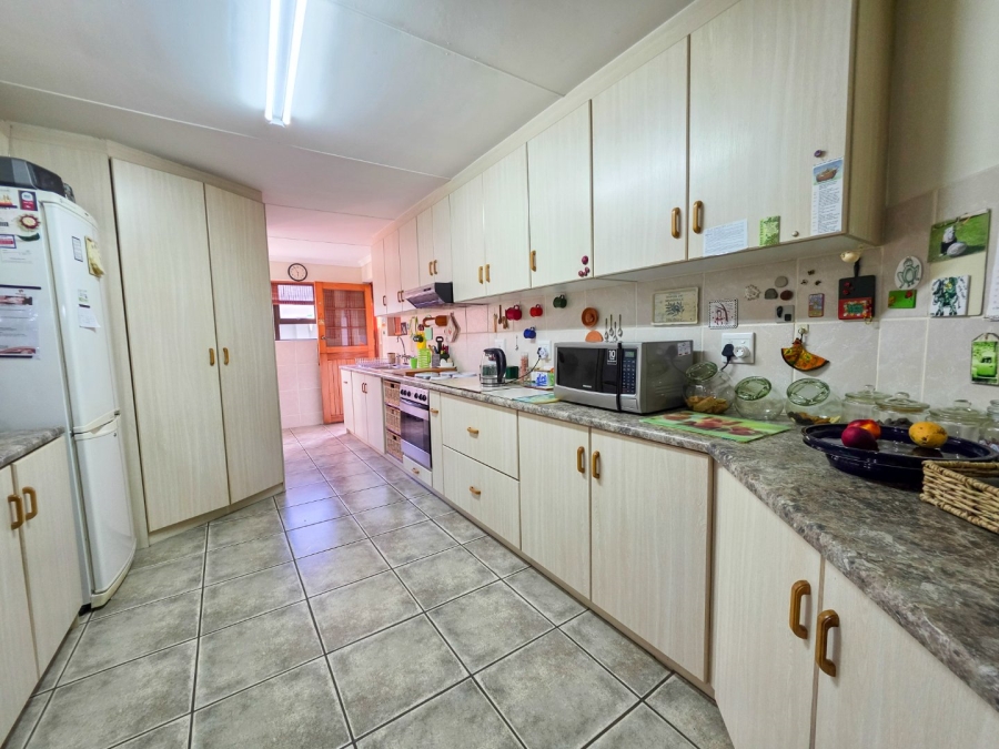 3 Bedroom Property for Sale in Stilbaai Wes Western Cape